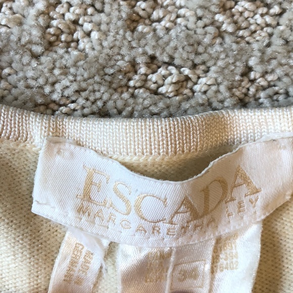 Escada Sweater Size 34 - Picture 4 of 4